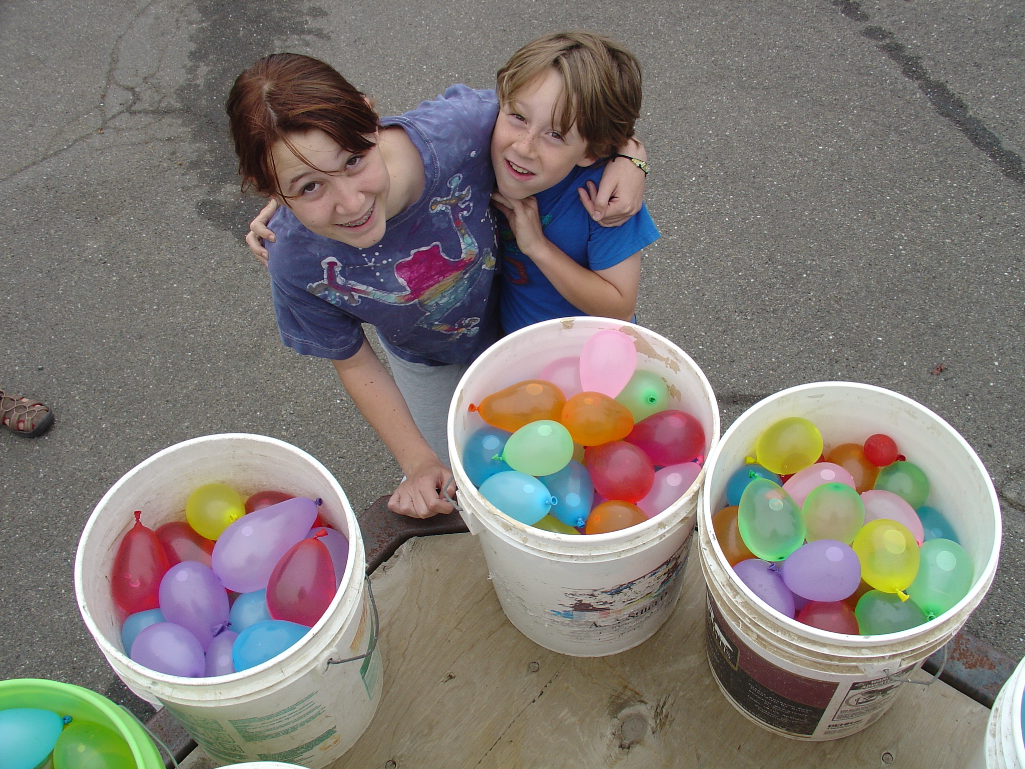 5 Cool Water Balloon Games And Fight Ideas 