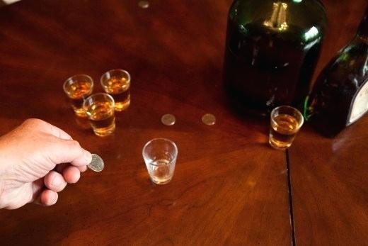 10 Fun Drinking Games without Cards | GamesAndCelebrations.com